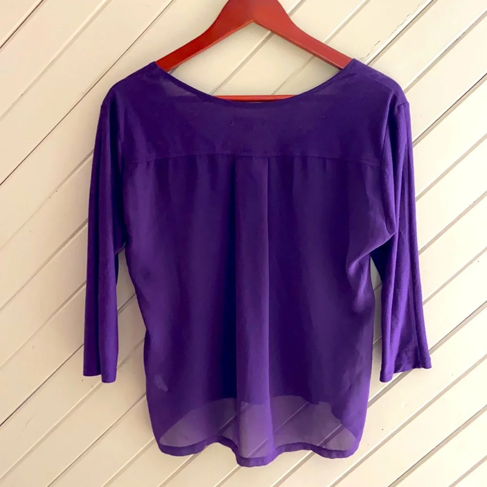 Top - Picture 2 of 2